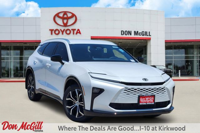 2026 Toyota Crown Signia XLE White at Classic Chevrolet Galveston