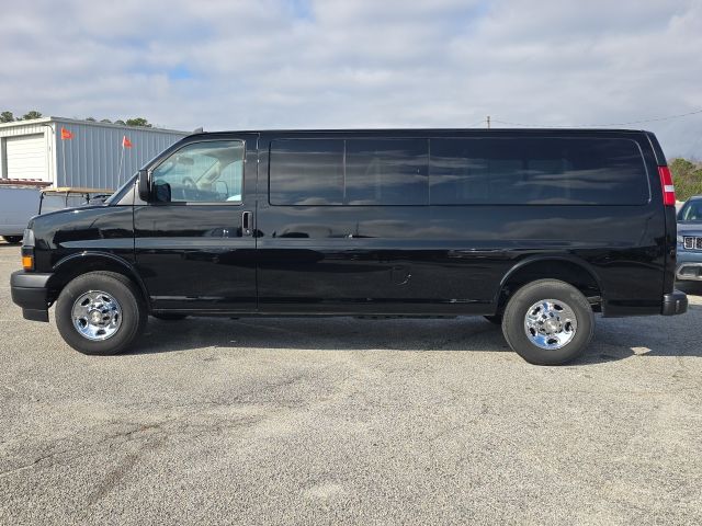 2025 Chevrolet Express 3500 LS:C02507