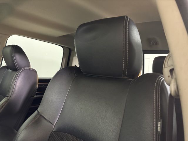 2016 RAM 1500 Sport photo