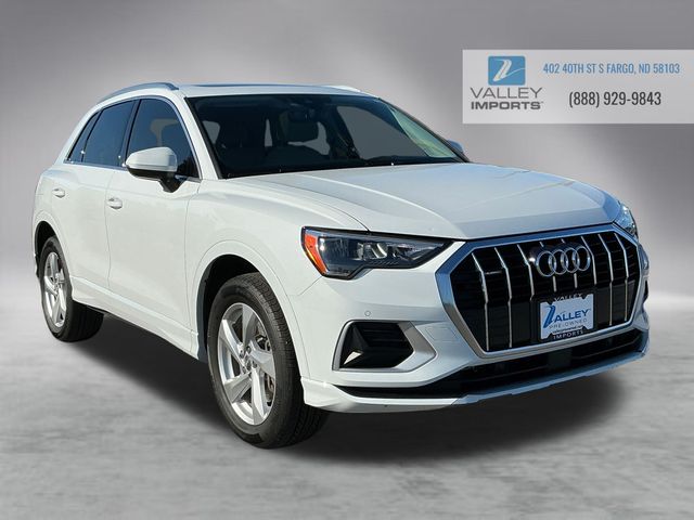 2020 Audi Q3 quattro Premium 45 TFSI