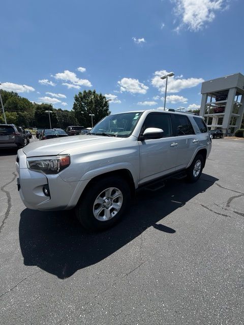 2021 Toyota 4Runner SR5 - Photo 8