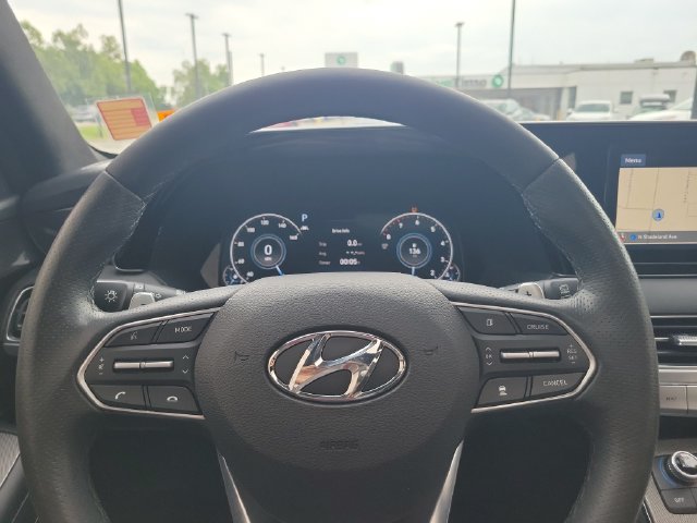 Used 2020 Green Hyundai Limited image 25