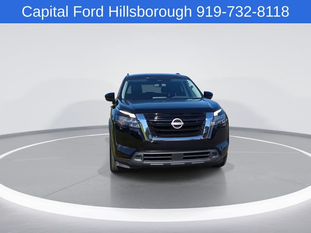 Used 2025 Super Black Nissan SV image 2
