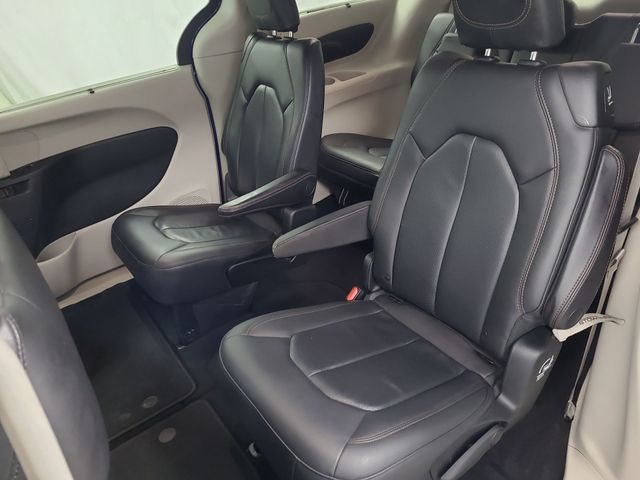 2019 – Chrysler – Pacifica