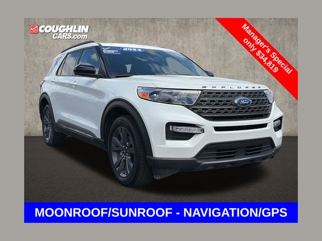 Star White Metallic Tri-Coat 2024 Ford Explorer XLT AWD SUV / Crossover All-Wheel Drive Automatic