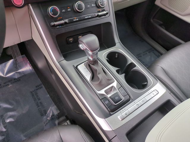 used 2023 Kia Carnival car, priced at $26,411