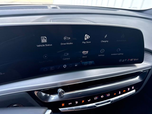 2025 Cadillac LYRIQ Luxury:C02692