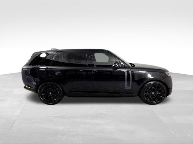 2025 Land Rover Range Rover SE 7