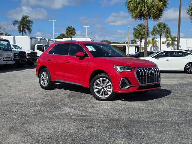 2024 Audi Q3 quattro Premium S Line 45 TFSI