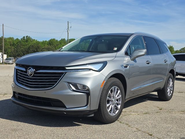 2023 Buick Enclave Essence  C02602