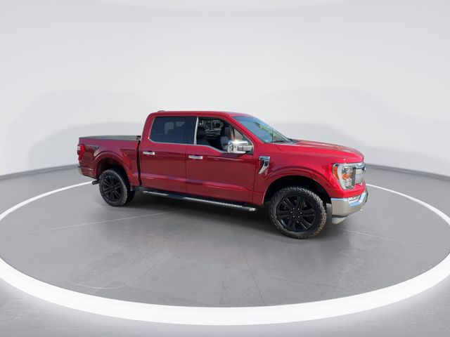 Used 2022 Red Ford Lariat image 2