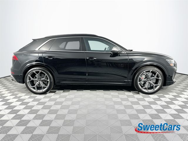 2025 Audi RS Q8 performance