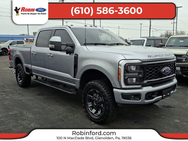 2023 Ford F-250 Super Duty Lariat Crew Cab 4WD