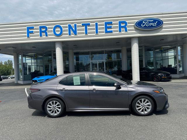  2024 Toyota Camry SE FWD   