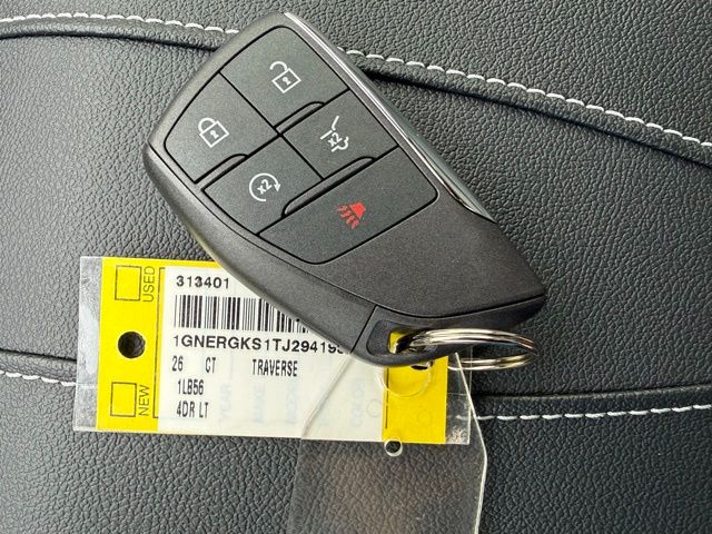 new 2026 Chevrolet Traverse car, priced at $46,080