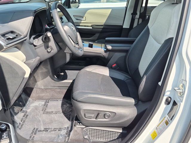Used 2025 Toyota Sienna Van