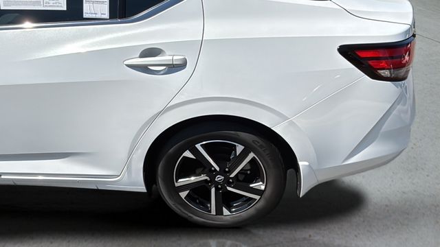 Used 2024 White Nissan SV image 37