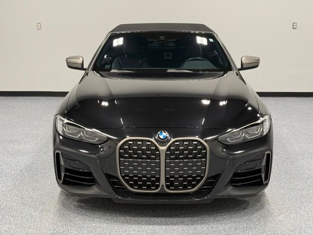 Used 2023 Black BMW M440i xDrive image 3