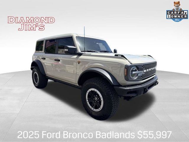 Desert Sand 2025 Ford Bronco Badlands 4-Door 4WD SUV / Crossover Four-Wheel Drive Automatic