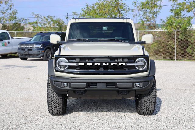 2025 Ford Bronco Outer Banks - 1