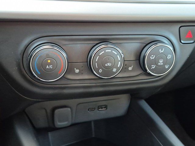 Used 2024 Chevrolet Trax SUV