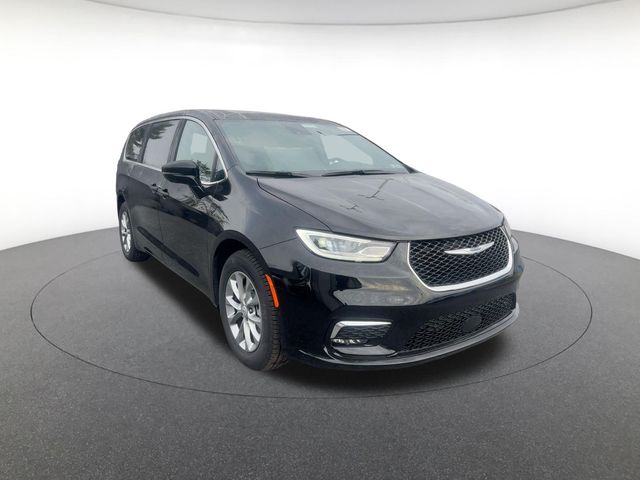 new 2026 Chrysler Pacifica car, priced at $48,600