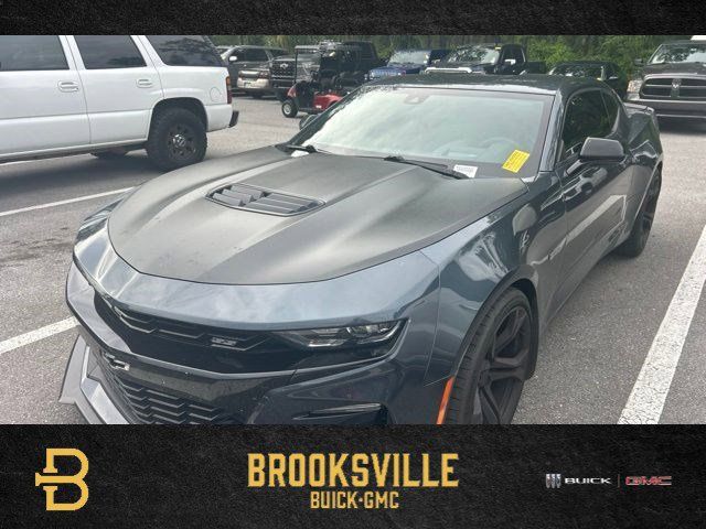 Shadow Gray Metallic 2019 Chevrolet Camaro 2SS Coupe RWD Coupe Rear-Wheel Drive 6-Speed Manual