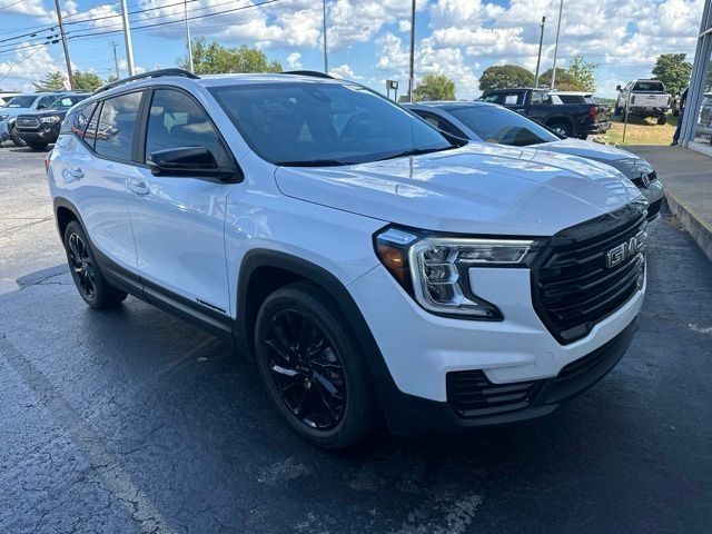 Summit White 2024 GMC Terrain SUV / Crossover Front-Wheel Drive 9-Speed Automatic