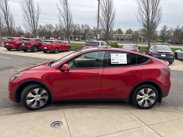 View vehicle photo 6