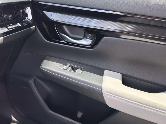 Used 2025 Honda CR-V SUV