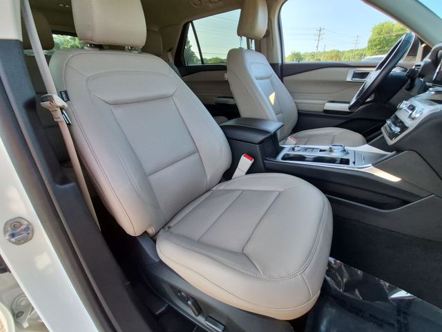Used 2023 White Ford XLT image 34