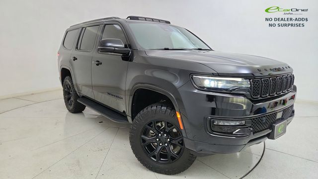 Diamond Black Crystal Pearlcoat 2023 Jeep Wagoneer Series II 4WD SUV / Crossover Four-Wheel Drive 8-Speed Automatic