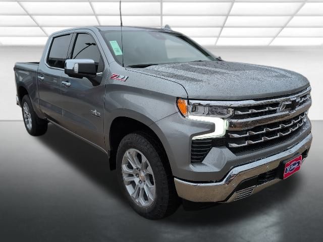 2026 Chevrolet Silverado 1500 LTZ Crew Cab 4WD