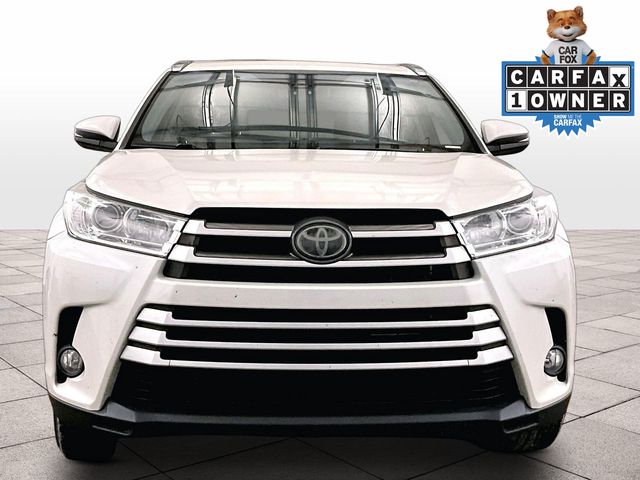 2019 Toyota Highlander XLE White at Subaru and VW of Moon Township