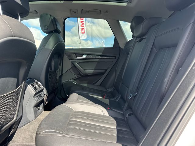 Used 2018 White Audi 2.0T image 9