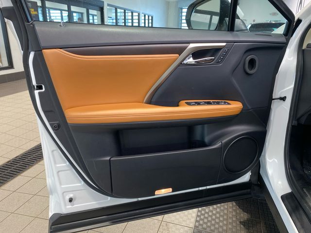 Used 2021 White Lexus 450h image 8