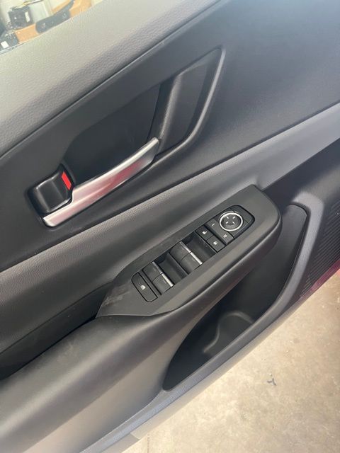 2024 Toyota Prius XLE photo