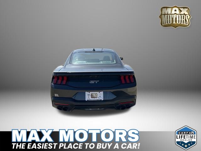 2024 Ford Mustang  6