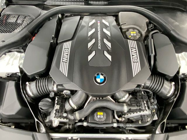 2021 BMW 5 Series M550i xDrive 23