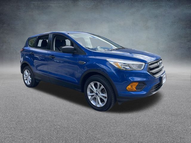 2017 Ford Escape S 3