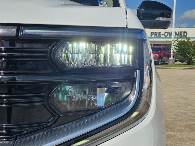 Used 2025 White Ford Platinum image 9