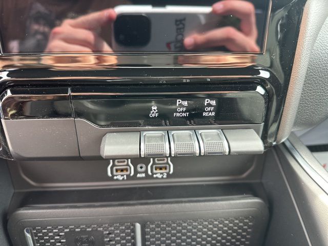 2026 Ram 1500 Big Horn/Lone Star - Hydro Blue Pearlcoat exterior view 15