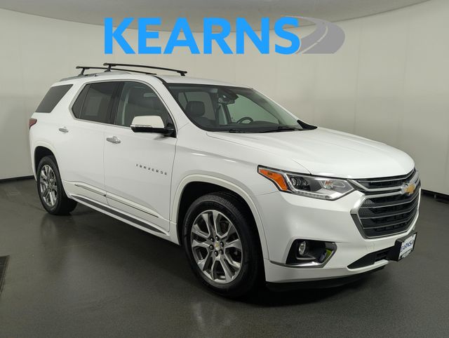 Summit White 2018 Chevrolet Traverse SUV / Crossover Four-Wheel Drive 9-Speed Automatic