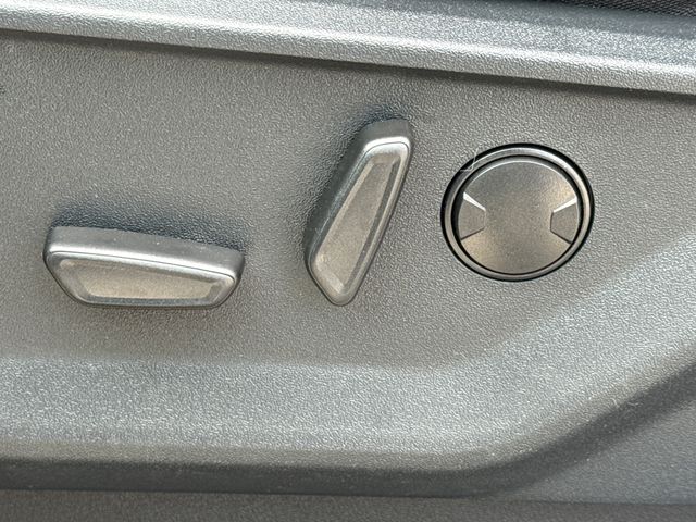 New 2026 Gray Ford XLT image 21