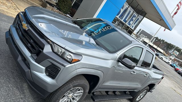 new 2026 Chevrolet Colorado car, priced at $43,040