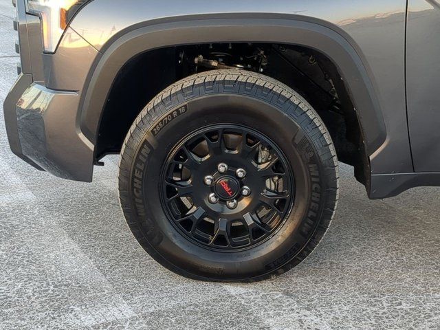 2024 Toyota Tundra SR5 - Photo 7