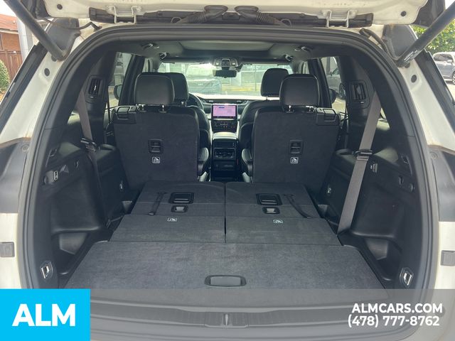 Used 2025 White Jeep Limited image 22