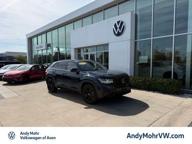 2023 Volkswagen Atlas Cross Sport SEL R-Line Black 4Motion