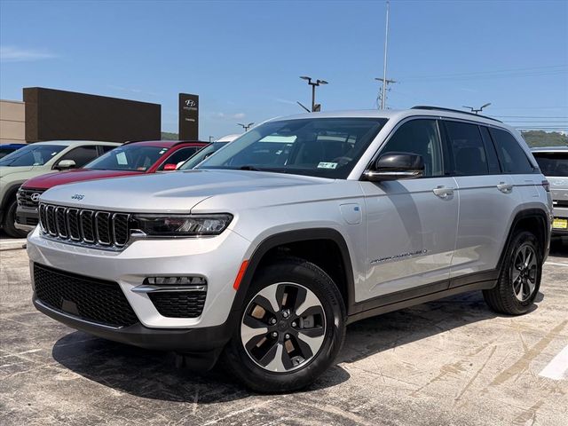  2024 Jeep Grand Cherokee 4xe 4WD   