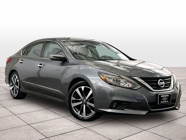 2016 Nissan Altima 2.5 SR Gray at Subaru and VW of Moon Township